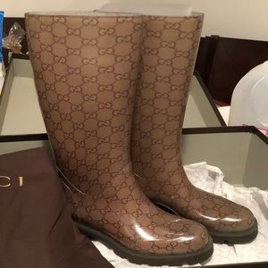 Gucci rain boots